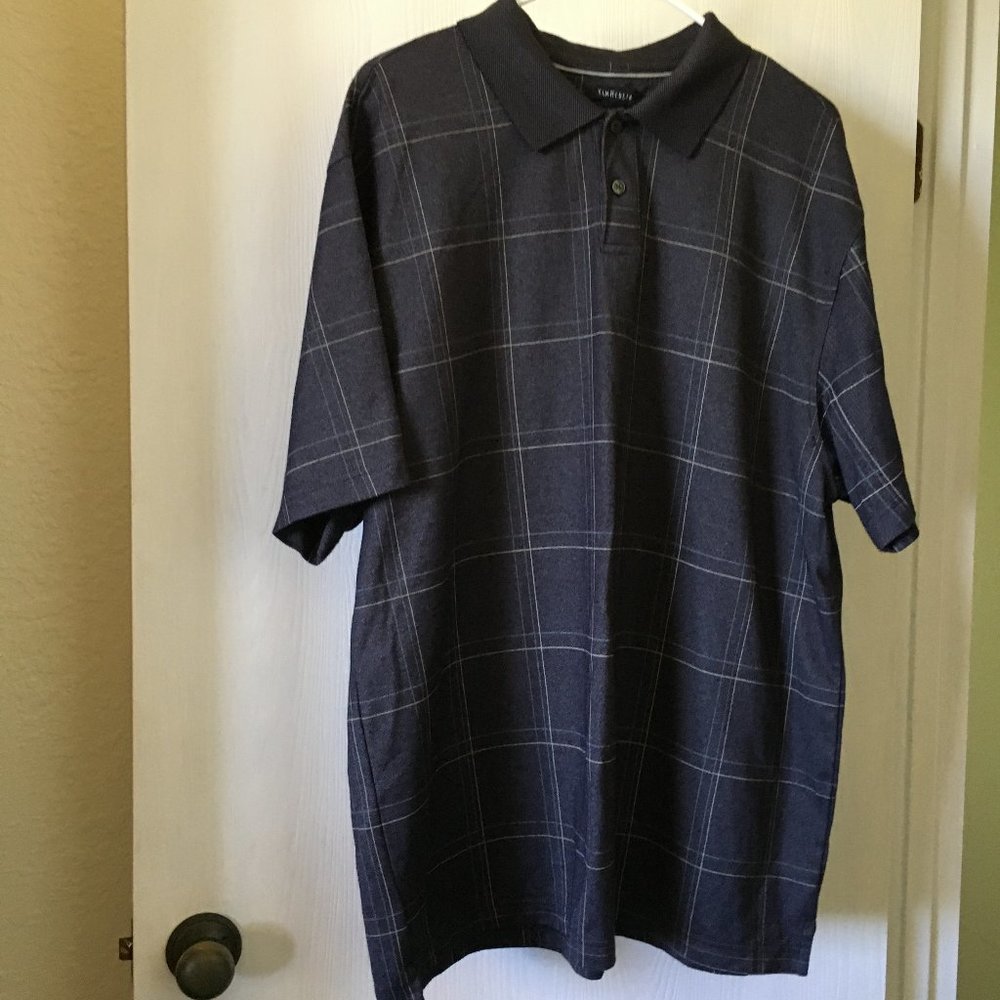 Van Heusen men's brown polo shirt. Size XL.